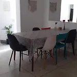 Quarto Aconchegante No Bairro Santo Antonio